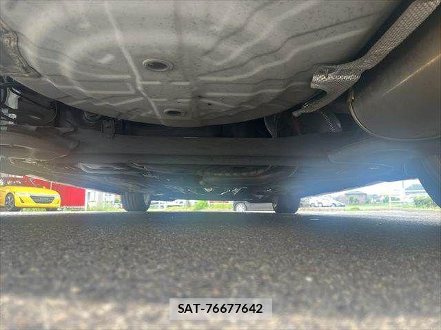 Nissan NOTE 2015-05 8337205-28