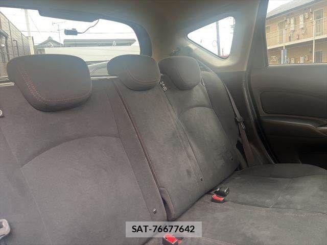 Nissan NOTE 2015-05 8337205-4