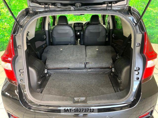 Nissan NOTE 2018-03 8337209-11