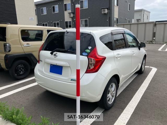 Nissan NOTE 2013-06 8337231-10