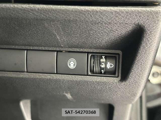 Nissan NOTE 2021-02 8337201-12