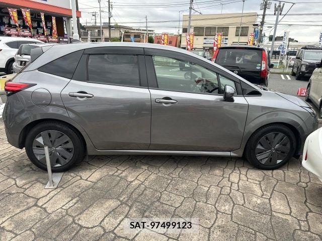 Nissan NOTE 2022-05 8334858-16