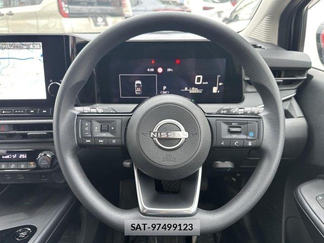 Nissan NOTE 2022-05 8334858-22