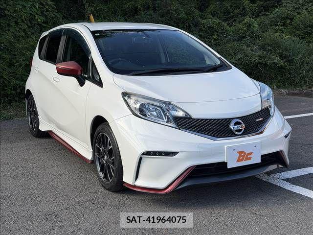Nissan NOTE 2016-02 8337218-4