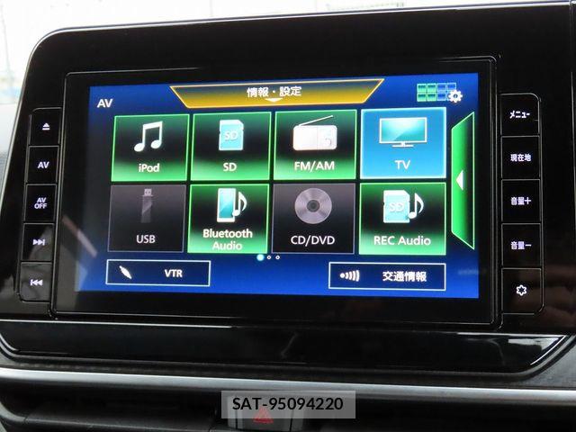Nissan NOTE 2022-02 8335068-14