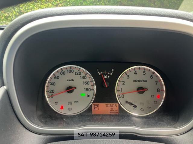Nissan NOTE 2011-08 8355263-0