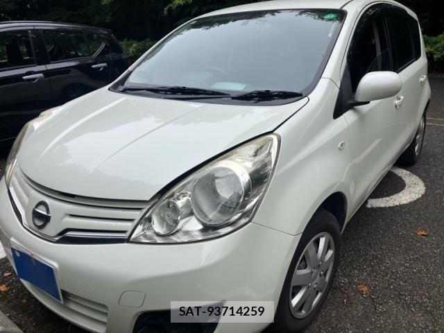 Nissan NOTE 2011-08 8355263-3