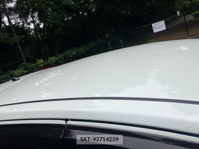 Nissan NOTE 2011-08 8355263-6