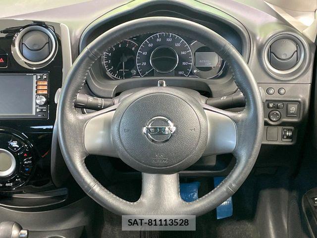 Nissan NOTE 2013-08 8355261-10