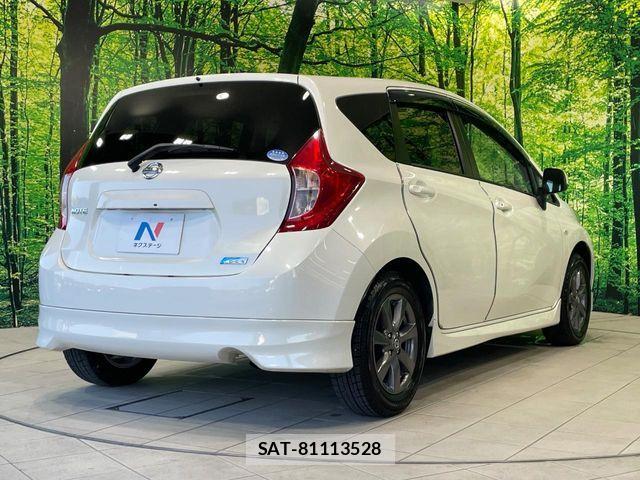 Nissan NOTE 2013-08 8355261-16
