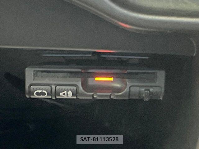 Nissan NOTE 2013-08 8355261-4