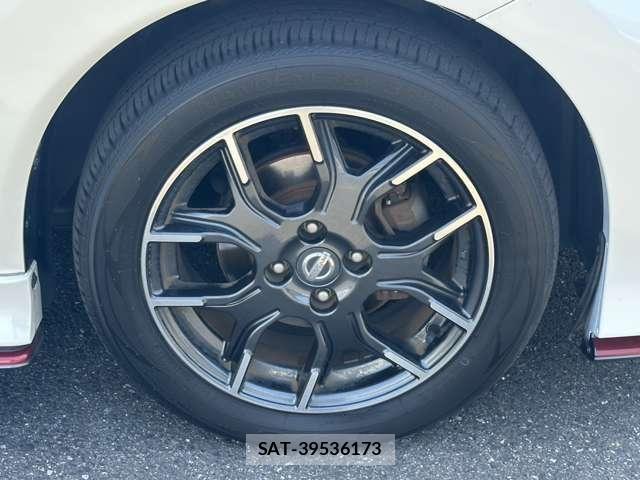 Nissan NOTE 2018-01 8355247-22