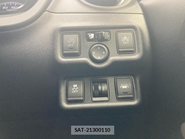 Nissan NOTE 2017-11 8355262-16