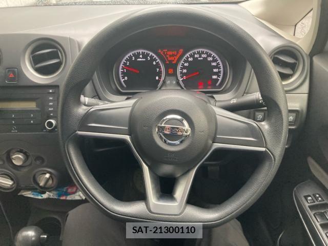 Nissan NOTE 2017-11 8355262-17