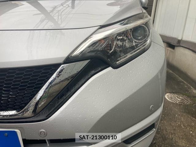 Nissan NOTE 2017-11 8355262-3