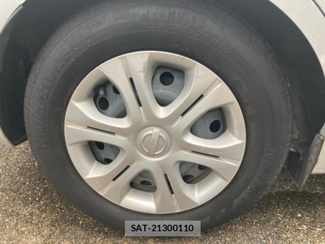 Nissan NOTE 2017-11 8355262-7
