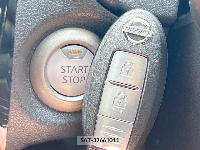 Nissan NOTE 2017-01 8355246-5