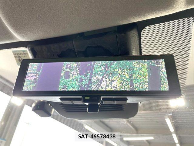 Nissan NOTE 2022-04 8355240-5