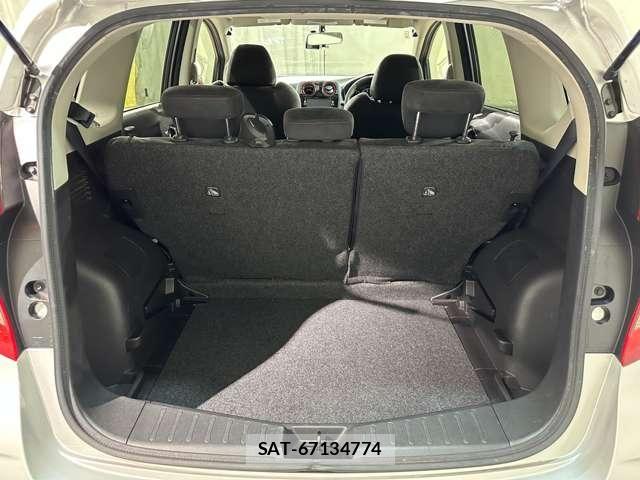 Nissan NOTE 2015-09 8355255-27