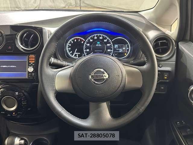 Nissan NOTE 2015-03 8355259-9