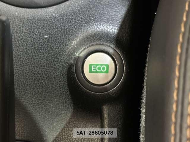 Nissan NOTE 2015-03 8355259-18