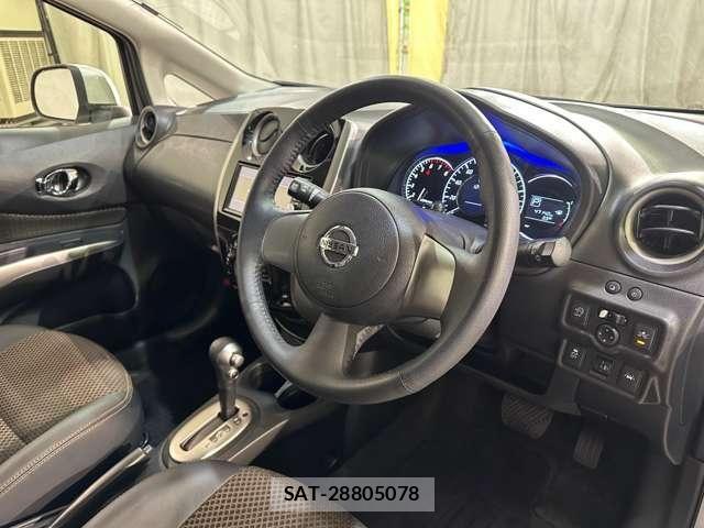 Nissan NOTE 2015-03 8355259-8