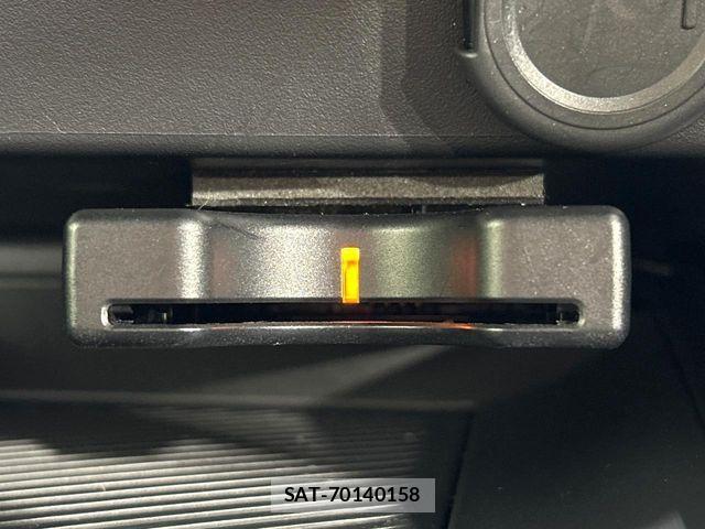 Nissan NOTE 2022-11 8355238-5