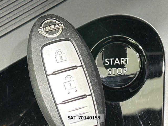 Nissan NOTE 2022-11 8355238-6