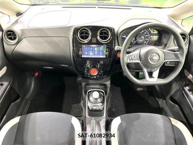 Nissan NOTE 2016-11 8355260-1