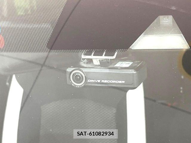 Nissan NOTE 2016-11 8355260-5
