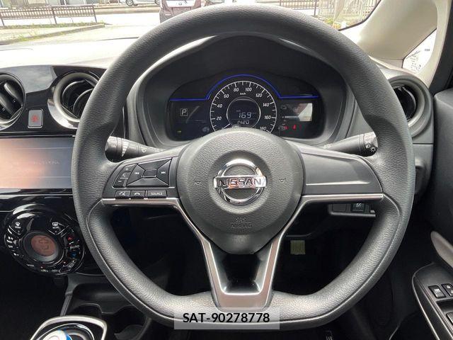 Nissan NOTE 2018-09 8367842-11