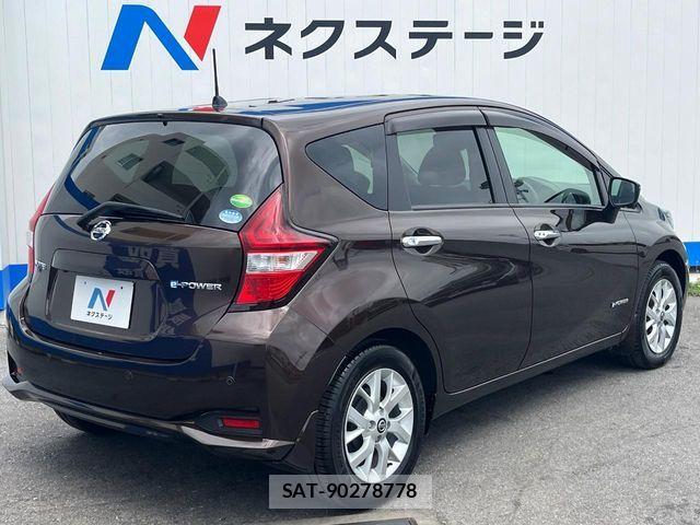 Nissan NOTE 2018-09 8367842-17