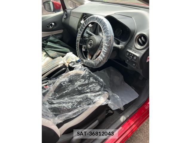 Nissan NOTE 2018-03 8367875-17
