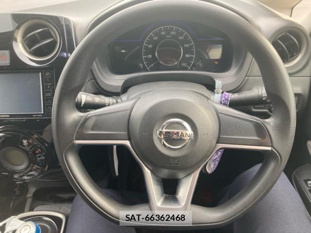 Nissan NOTE 2017-01 8367881-17