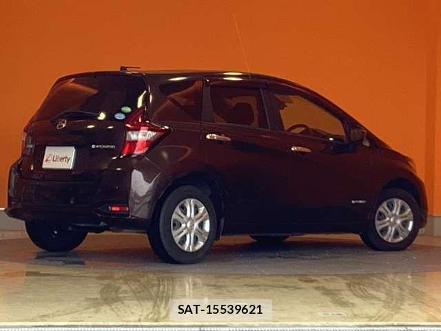 Nissan NOTE 2018-02 8367854-9