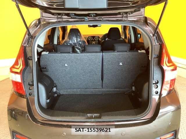 Nissan NOTE 2018-02 8367854-18