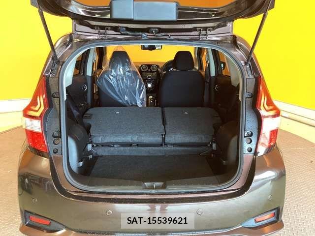 Nissan NOTE 2018-02 8367854-19