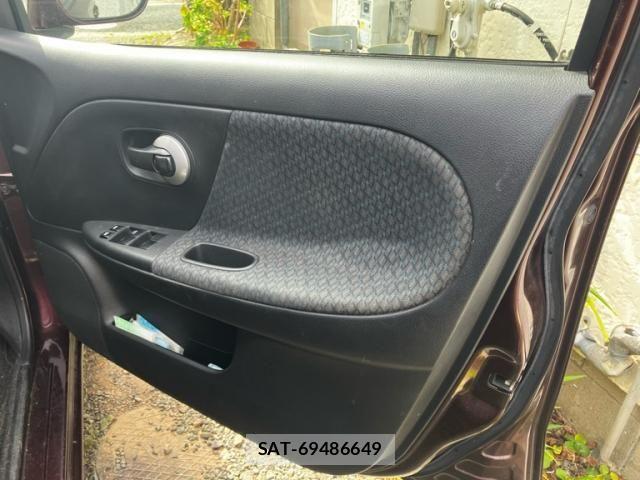 Nissan NOTE 2011-08 8367895-10