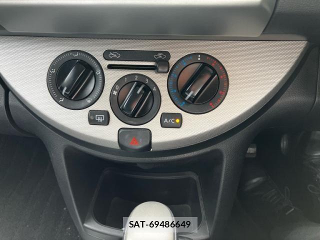 Nissan NOTE 2011-08 8367895-18