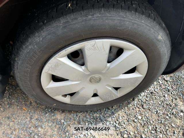 Nissan NOTE 2011-08 8367895-7