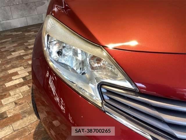 Nissan NOTE 2014-06 8367877-7