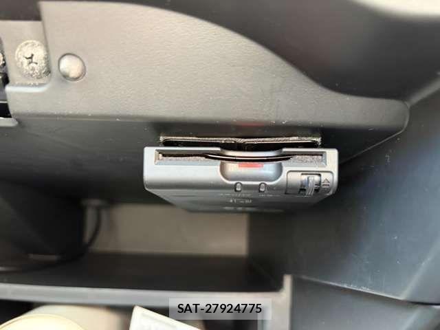 Nissan NOTE 2016-12 8367855-15