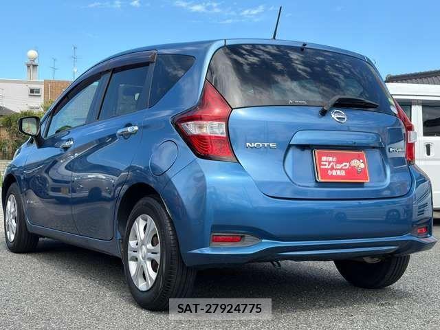 Nissan NOTE 2016-12 8367855-7