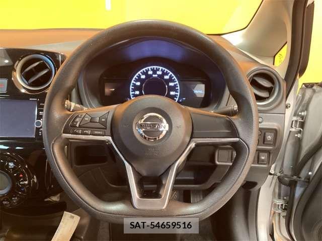 Nissan NOTE 2018-10 8367846-16