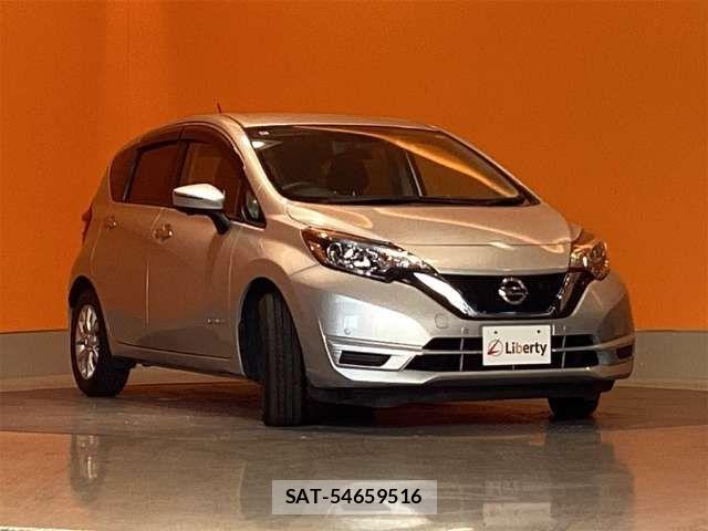Nissan NOTE 2018-10 8367846-5