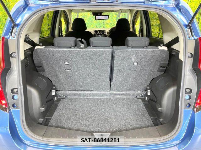 Nissan NOTE 2018-01 8367853-9