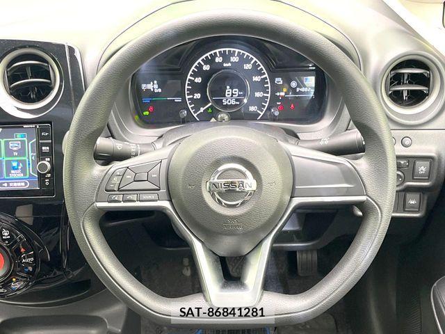 Nissan NOTE 2018-01 8367853-10