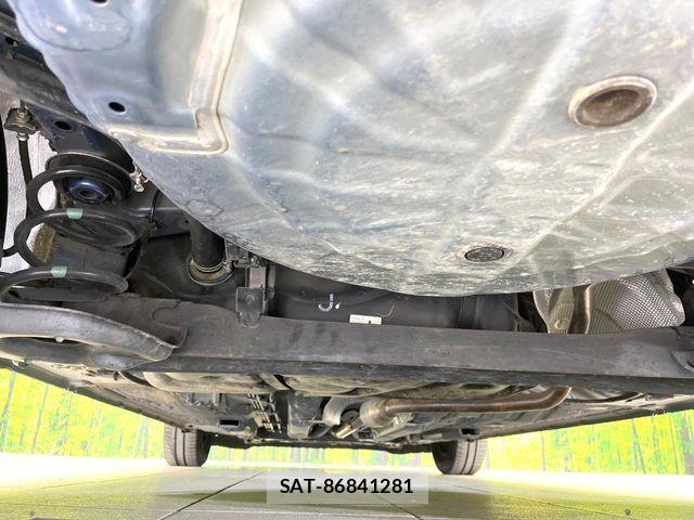 Nissan NOTE 2018-01 8367853-18