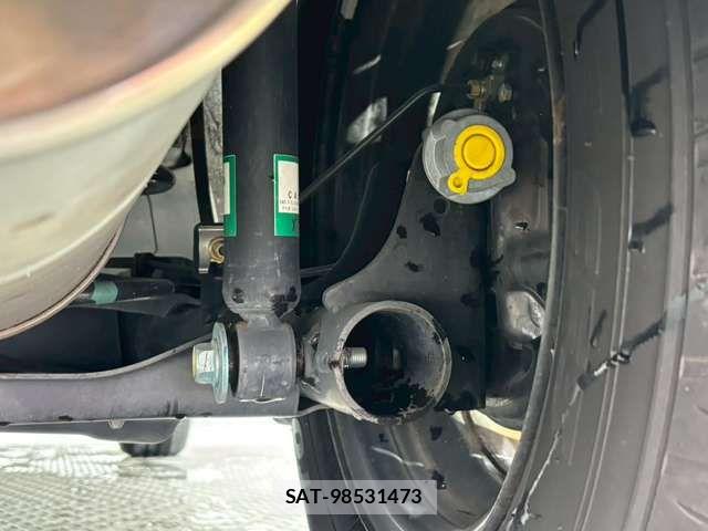 Nissan NOTE 2017-09 8367845-11