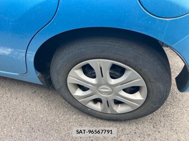 Nissan NOTE 2013-09 8367885-11